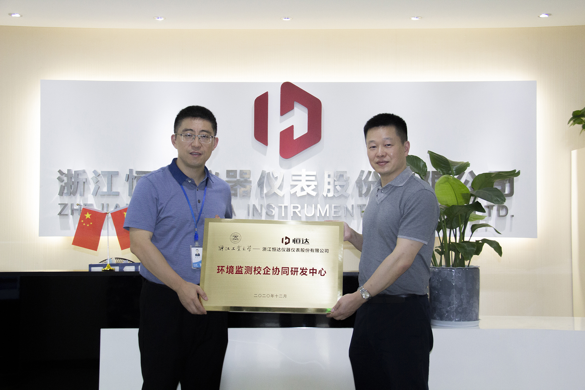 IMG_0051.jpg IMG_0051.jpg